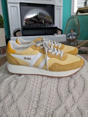 Gola Pollen Sun Off White Womens Arizona Trainers UK 8 / US 10 women
